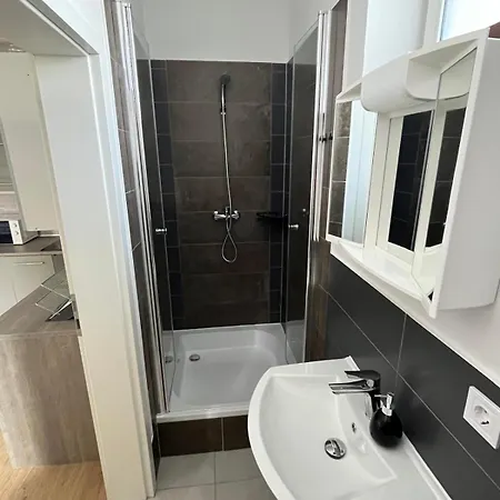 Top Apartments In Kamen - Cozystays Esterno foto