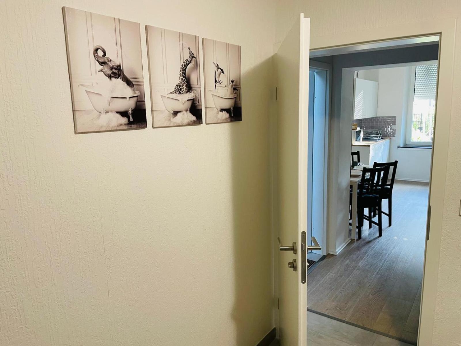 In - Cozystays Apartment *